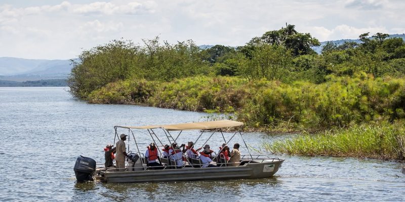 7-Day Rwanda Itinerary complement your game drive with a different perspective of akagera. 🌊cruise through central eas